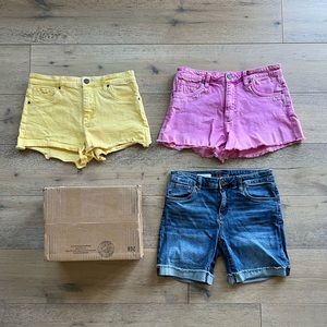 Kut from the Kloth shorts Bundle. Includes 3. Wow condition and excellent deal.